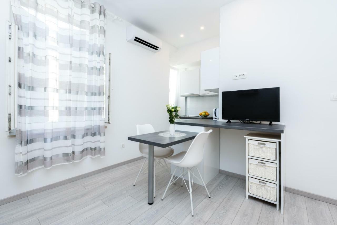 Apartment Matea สปลิท ภายนอก รูปภาพ